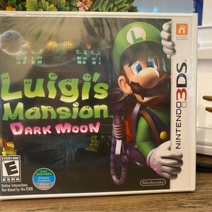 New! Nintendo 3DS Luigi's Mansion: Dark Moon - Green and Purple